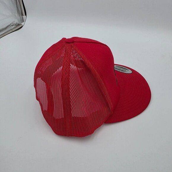 The Classics Red Mesh Trucker Hat Black Cat Face Snapback Cap - Picture 5 of 8